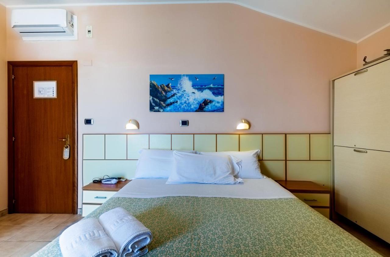 Hotel Miramare - Silvi Marina Exteriör bild